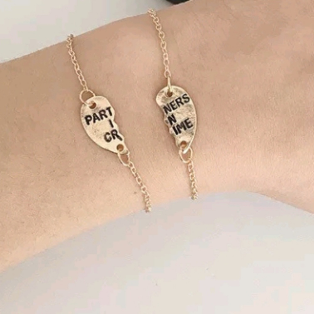 1LEFT| 🎀3/$22🎀 Friendship Bracelet / Anklet Set - Picture 3 of 5